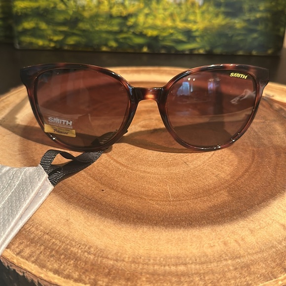 Smith optic polarized Tortoise Shell Sunglasses - Picture 9 of 9